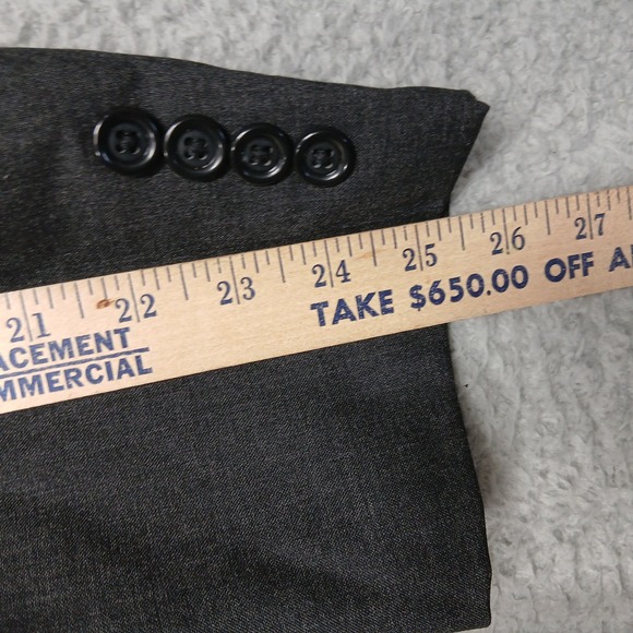 Jos A Bank Classic Collection Men's 44R Gray Wool Suit 2-Button 38x30 Pants - Picture 8 of 15